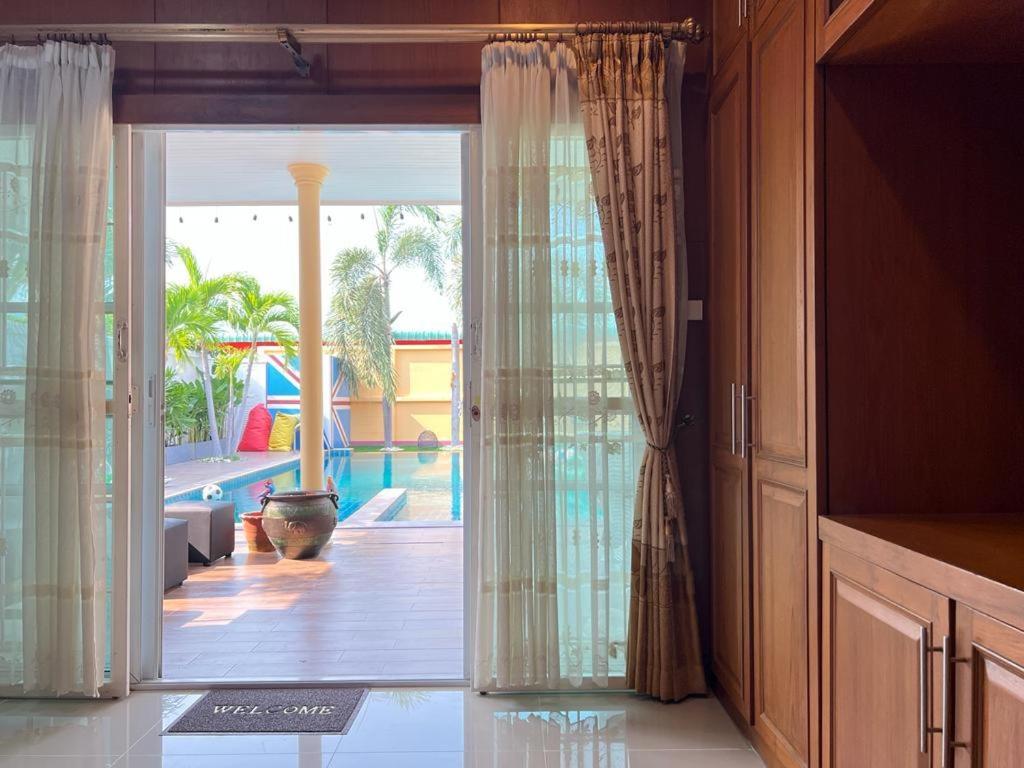 Mantra Pattaya Pool Villa With Jacuzzi In Pattaya-Pet-Friendly Jomtien Exterior foto